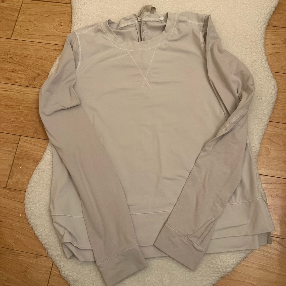 LULULEMON long sleeve shirt, very soft material, SIZE medium